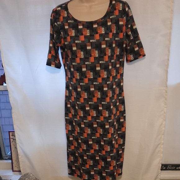 LuLaRoe Black and Orange Sheath Midi Dress Scoop Neck Short Sleeve - Picture 1 of 7